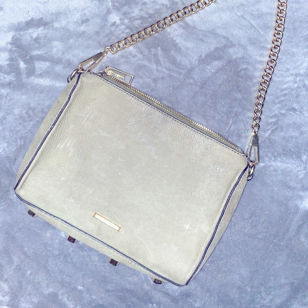 OLIVE GREEN CHAIN BAG